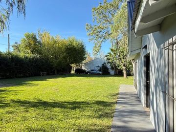 Venta Casa 3 Ambientes Con Jardin Pilar