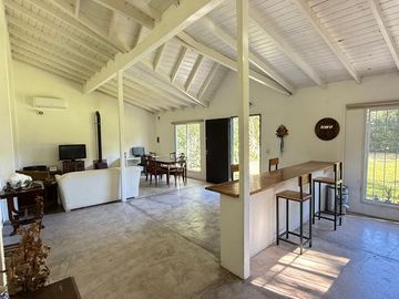 Venta Casa 3 Ambientes Con Jardin Pilar