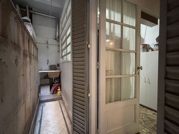Venta 3 ambientes con balcon y patio en Balvanera