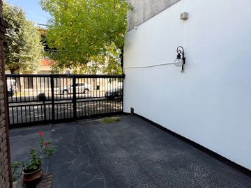 VENTA CASA 5 AMBIENTES PISCINA COCHERA QUINCHO