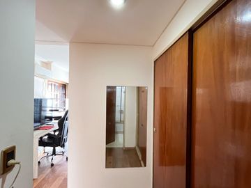 VENTA CASA 5 AMBIENTES PISCINA COCHERA QUINCHO