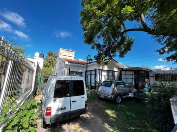 VENTA CASA A DEMOLER EN FADER Y TEJEDA