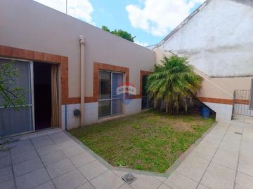 CASA EN  VENTA FLORENCIO VARELA 4 ambientes