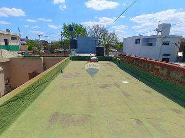 CASA EN  VENTA FLORENCIO VARELA 4 ambientes