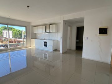 Venta Dpto 2 amb  Vilanova Ramos Mejia c/cochera