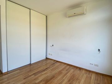 Venta Dpto 2 amb  Vilanova Ramos Mejia c/cochera