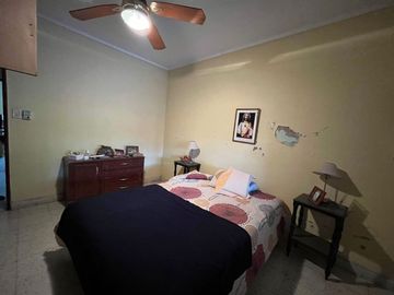 VENTA CASA 3 DORMITORIOS BARRIO CHALET