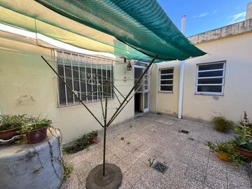 VENTA CASA 3 DORMITORIOS BARRIO CHALET