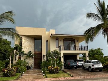 ABEDUL 30 LOS TIGRES RESIDENCIAL - Casa en venta en , Bahia de Banderas