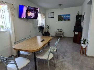 DUPLEX EN VENTA EN CALLE RIOJA DE CDAD DE MENDOZA