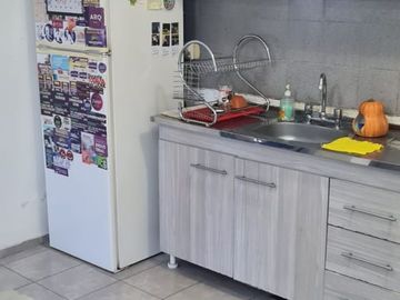 DUPLEX EN VENTA EN CALLE RIOJA DE CDAD DE MENDOZA