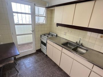 Departamento 3 Amb Venta Belgrano Cochera Luminoso