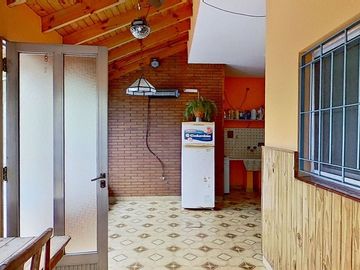 VENTA CASA 3 AMBIENTES EN EZPELETA, QUILMES