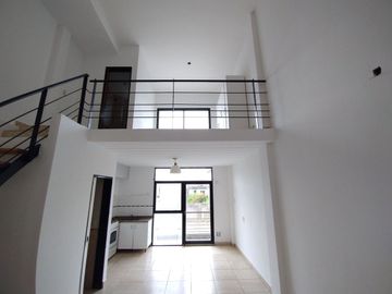 VENTA LOFT DE 2 AMBIENTES BERNAL QUILMES