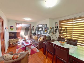 CASA CON EXCELENTE UBICACIÓN LA FLORIDA
