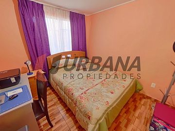 CASA CON EXCELENTE UBICACIÓN LA FLORIDA