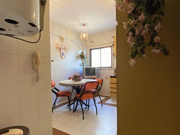 Departamento en VENTA 2 AMBIENTES con dependencia Zona Plaza Colón, Mar del Plata