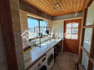 Casa en Venta en Av. Virginia Subercaseaux