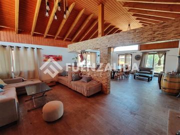 Casa en Venta en Av. Virginia Subercaseaux