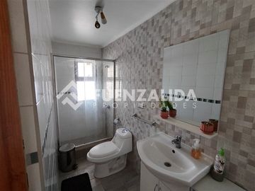 Casa en Venta en Av. Virginia Subercaseaux