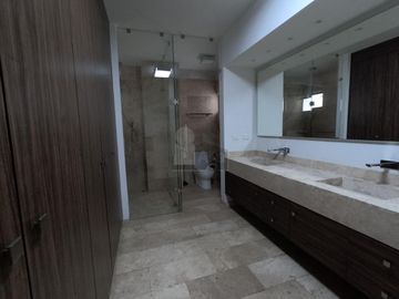 EN RENTA / VENTA departamento de lujo amueblado en Col. Jardín en San Luis Potosí