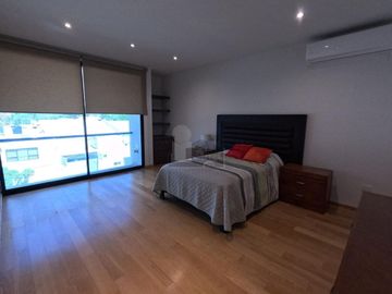 EN RENTA / VENTA departamento de lujo amueblado en Col. Jardín en San Luis Potosí
