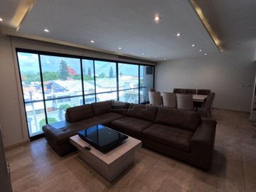 EN RENTA / VENTA departamento de lujo amueblado en Col. Jardín en San Luis Potosí
