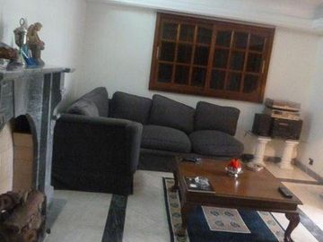 VENTA -  Casa 3 Dormitorios, Jardín y Piscina -  Garita 10, Funes.