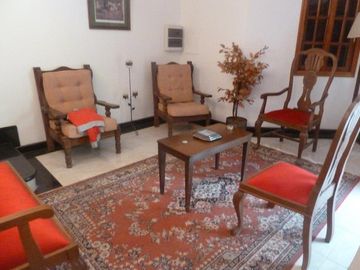 VENTA -  Casa 3 Dormitorios, Jardín y Piscina -  Garita 10, Funes.