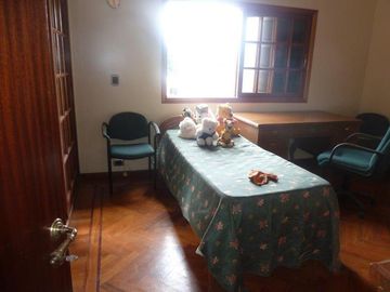 VENTA -  Casa 3 Dormitorios, Jardín y Piscina -  Garita 10, Funes.