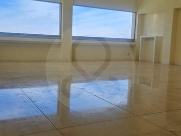 Departamento en venta en Lomas Country Club