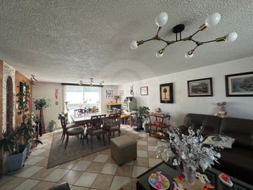 Casa en venta en Valle Dorado