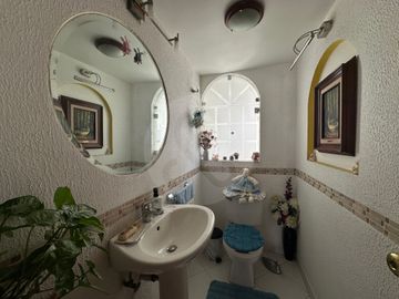 Casa en venta en Valle Dorado
