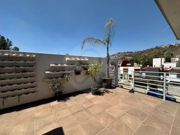 Casa en venta en Valle Dorado