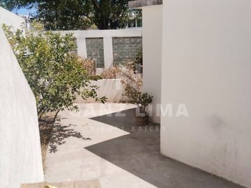 Villas de Benavente 2: Casa en fraccionamiento privado con amplios espacios