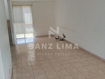 Villas de Benavente 2: Casa en fraccionamiento privado con amplios espacios