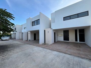 CASA EN VENTA EN MÉRIDA YUCATÁN EN LEANDRO VALLE