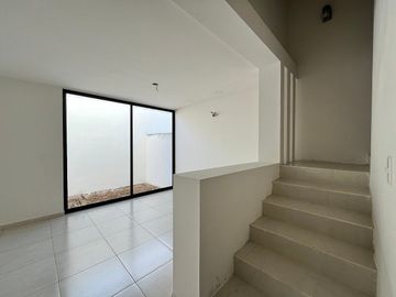 CASA EN VENTA EN LEANDRO VALLE EN MÉRIDA YUCATÁN