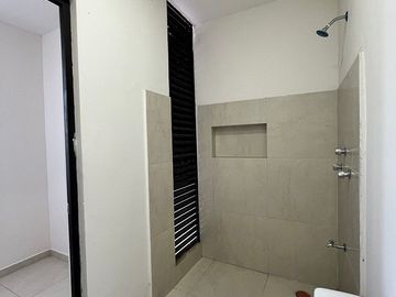 CASA EN VENTA EN LEANDRO VALLE EN MÉRIDA YUCATÁN
