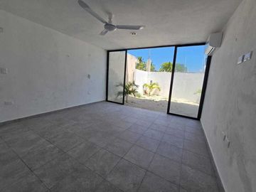 Casa grande en la playa de Chelem, Yucatan