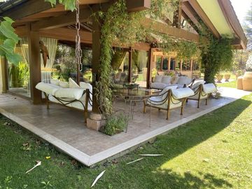 Se vende EXCELENTE CASA, EN LOS ANDES.