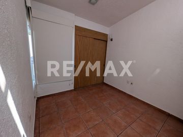Casa en Venta en Punta Juriquilla - (3)