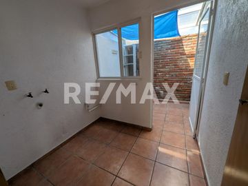 Casa en Venta en Punta Juriquilla - (3)