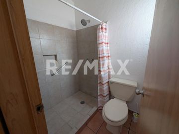 Casa en Venta en Punta Juriquilla - (3)