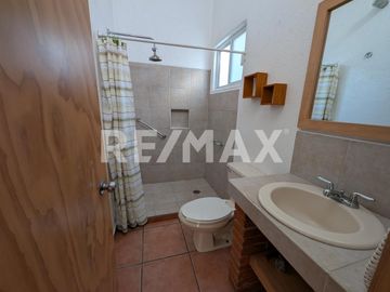 Casa en Venta en Punta Juriquilla - (3)