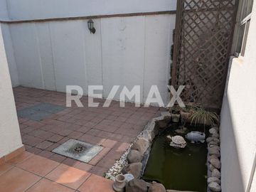 Casa en Venta en Punta Juriquilla - (3)