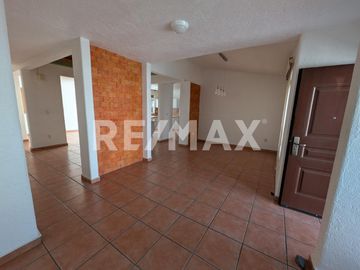 Casa en Venta en Punta Juriquilla - (3)
