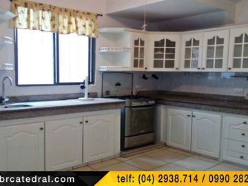 Casa de venta en Kennedy Norte 098698---- – código:10791