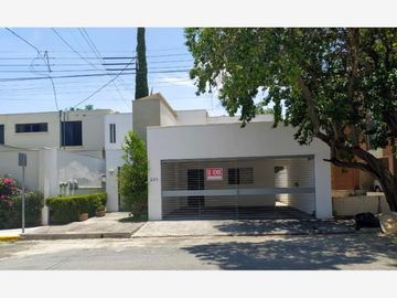 Casa en Venta en Jardines del Valle