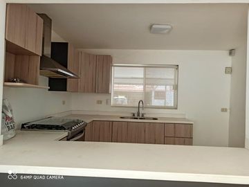 Casa en Venta en Jardines del Valle